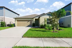 35069 Brackett Bnd, Zephyrhills, FL 33541 - Photo 1