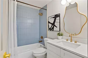 9025 3rd St N, Saint Petersburg, FL 33702 - Photo 35