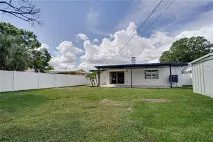 9025 3rd St N, Saint Petersburg, FL 33702 - Photo 45