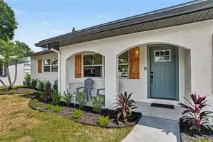 9025 3rd St N, Saint Petersburg, FL 33702 - Photo 3