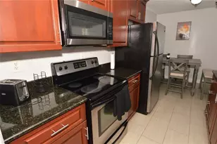 10265 Gandy Blvd N, Saint Petersburg, FL 33702 - Photo 11