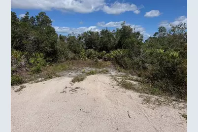 3205 Hacienda Drive, Lorida, FL 33857 - Photo 13
