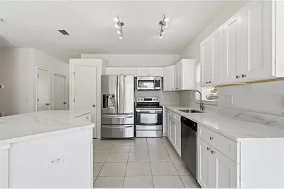 16867 Le Clare Shores Drive, Tampa, FL 33624 - Photo 7