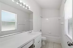 16867 Le Clare Shores Dr, Tampa, FL 33624 - Photo 29