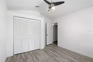 16867 Le Clare Shores Dr, Tampa, FL 33624 - Photo 31