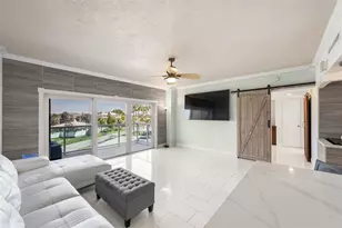 880 Mandalay Ave, Clearwater, FL 33767 - Photo 5