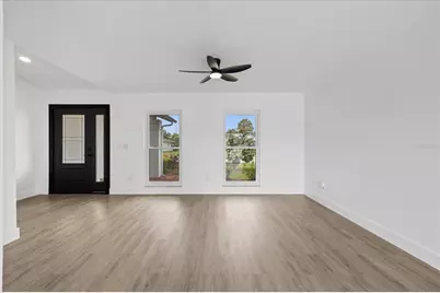 10609 Out Island Drive, Tampa, FL 33615 - Photo 7