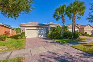 15644 Aurora Lake Cir, Wimauma, FL 33598 - Photo 3
