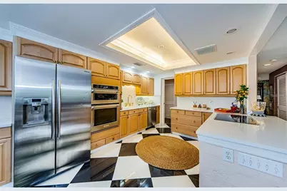 150 Belleview Boulevard #403, Belleair, FL 33756 - Photo 11