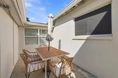 1548 Canterbury Road N, Saint Petersburg, FL 33710 - Photo 25