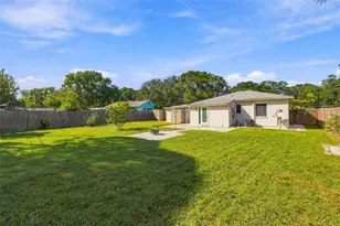 1548 Canterbury Rd N, Saint Petersburg, FL 33710 - Photo 27