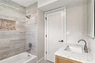 4540 Emerson Ave S, Saint Petersburg, FL 33711 - Photo 17