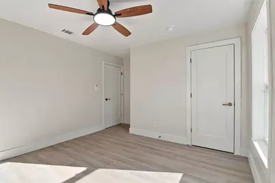 4540 Emerson Avenue S, Saint Petersburg, FL 33711 - Photo 15