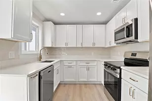 4540 Emerson Ave S, Saint Petersburg, FL 33711 - Photo 9