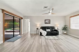 112 Peacock Cir, Safety Harbor, FL 34695 - Photo 21