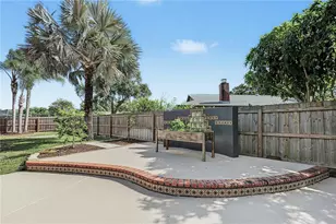 112 Peacock Cir, Safety Harbor, FL 34695 - Photo 39