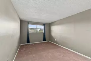 5660 80th St N, Saint Petersburg, FL 33709 - Photo 15