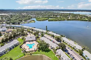 102 Pompano Dr SE, Saint Petersburg, FL 33705 - Photo 61