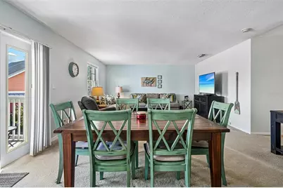 102 Pompano Drive SE #D, Saint Petersburg, FL 33705 - Photo 17