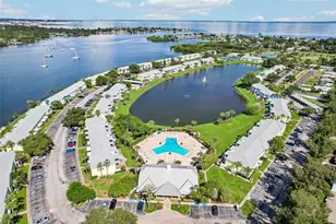 102 Pompano Dr SE, Saint Petersburg, FL 33705 - Photo 51