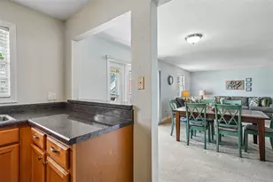 102 Pompano Dr SE, Saint Petersburg, FL 33705 - Photo 31