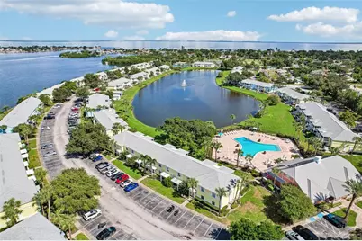 102 Pompano Drive SE #D, Saint Petersburg, FL 33705 - Photo 47