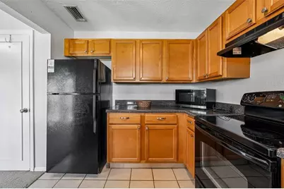 102 Pompano Drive SE #D, Saint Petersburg, FL 33705 - Photo 29