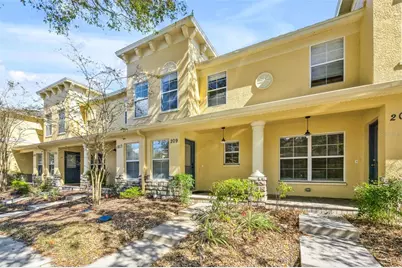 209 Draw Bridge Ln, Valrico, FL 33594 - Photo 1