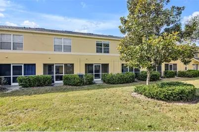 209 Draw Bridge Ln, Valrico, FL 33594 - Photo 9