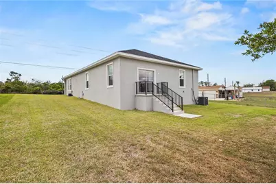 9211 Northcliffe Boulevard, Spring Hill, FL 34606 - Photo 5