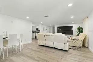 9014 W Norfolk St, Tampa, FL 33615 - Photo 5