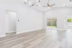 11108 Windpoint Dr, Tampa, FL 33635 - Photo 17