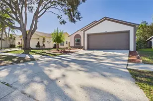 11108 Windpoint Dr, Tampa, FL 33635 - Photo 5