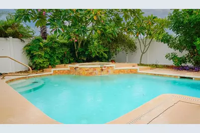 6782 33rd Avenue N, Saint Petersburg, FL 33710 - Photo 3