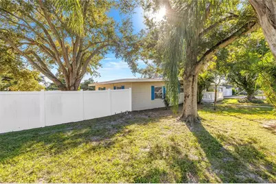10804 Seminole Drive N, Saint Petersburg, FL 33708 - Photo 53