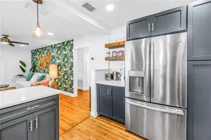 10804 Seminole Dr N, Saint Petersburg, FL 33708 - Photo 43