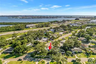 10804 Seminole Dr N, Saint Petersburg, FL 33708 - Photo 55
