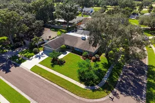 13810 Lake Village Pl, Tampa, FL 33618 - Photo 45