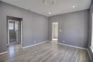 2627 17th Ave N, Saint Petersburg, FL 33713 - Photo 9