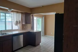 6250 16th St N, Saint Petersburg, FL 33702 - Photo 7