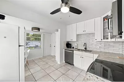 3104 Melton Street N, Saint Petersburg, FL 33704 - Photo 5