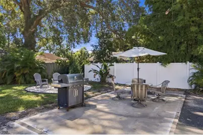 3104 Melton Street N, Saint Petersburg, FL 33704 - Photo 27