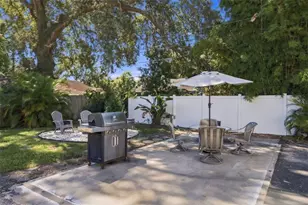3104 Melton St N, Saint Petersburg, FL 33704 - Photo 27