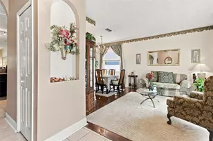 10225 Goldenbrook Way, Tampa, FL 33647 - Photo 5