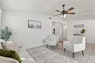 9608 Elgin Ct, Tampa, FL 33615 - Photo 7