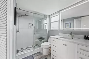 700 Beach Dr NE, Saint Petersburg, FL 33701 - Photo 27