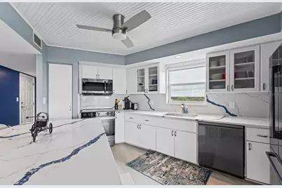 700 Beach Drive NE #701, Saint Petersburg, FL 33701 - Photo 13