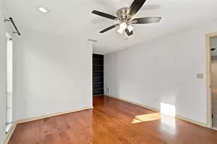 10843 Harborside Dr, Largo, FL 33773 - Photo 31