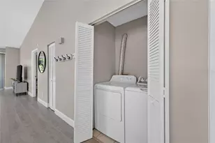 16216 Rambling Vine Dr W, Tampa, FL 33624 - Photo 15