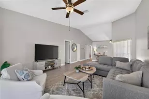 16216 Rambling Vine Dr W, Tampa, FL 33624 - Photo 9